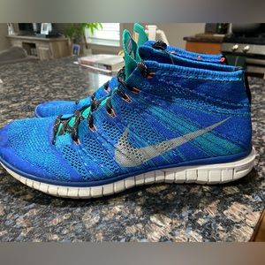 Size 11 - Nike Flyknit Chukka Game Royal